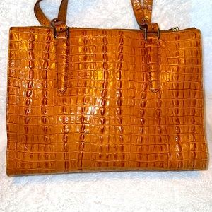 Medium Size Gold Brahmin Shoulder Purse.